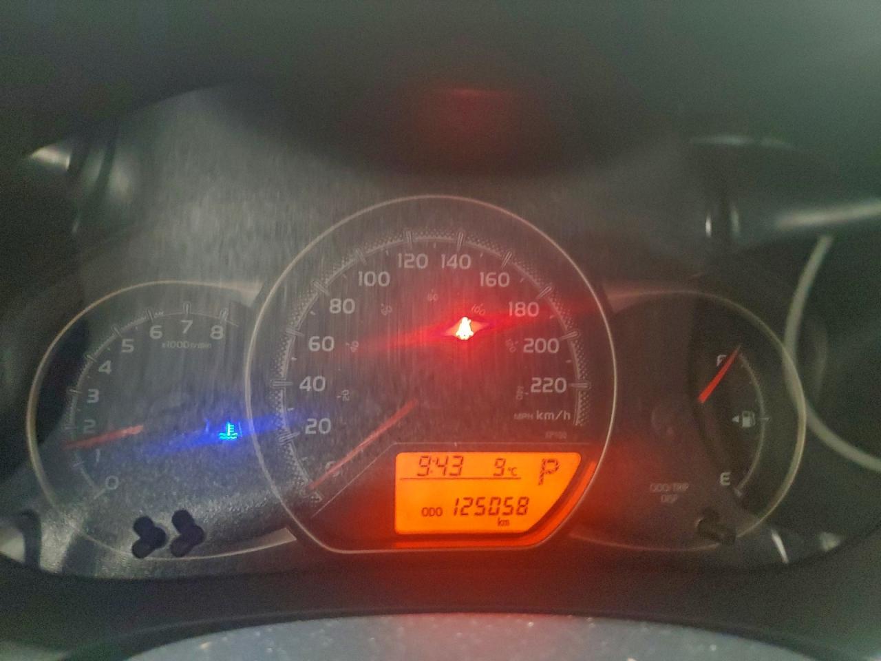 2015 TOYOTA YARIS