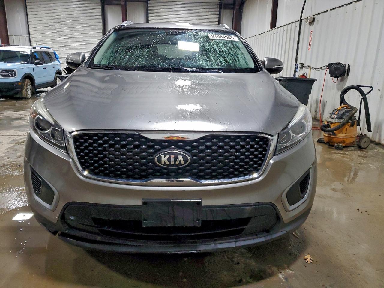 2017 KIA SORENTO