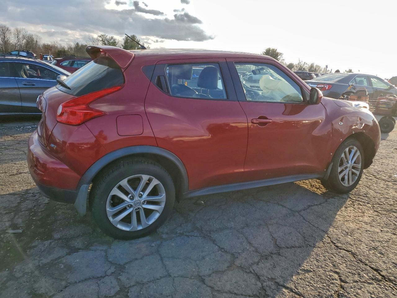 2011 NISSAN Juke