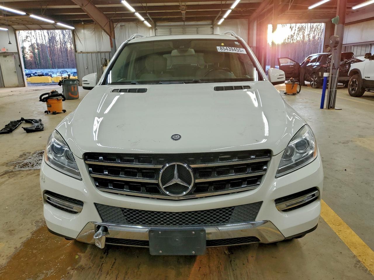2012 MERCEDES-BENZ ML-Class