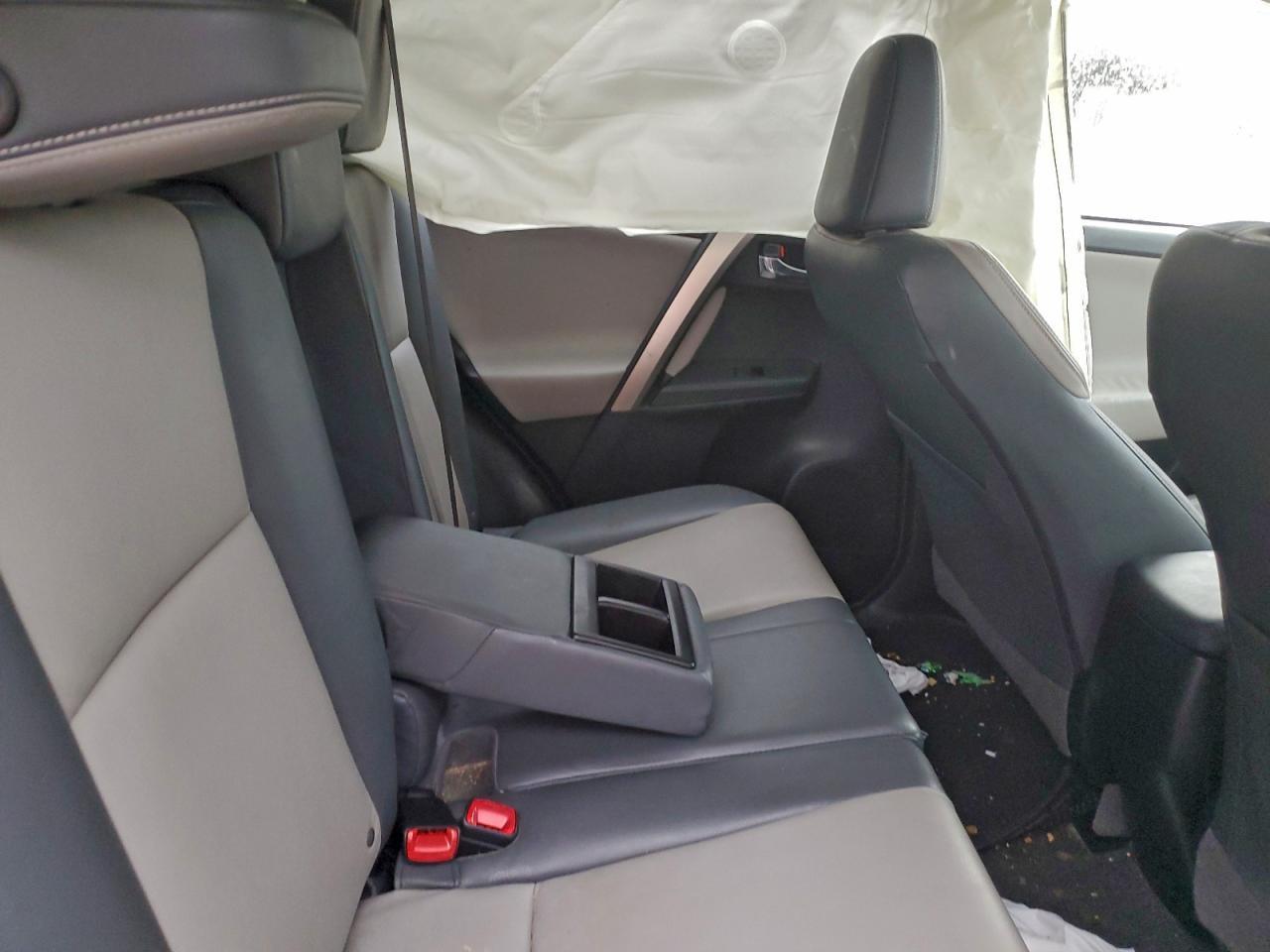 2014 TOYOTA RAV4