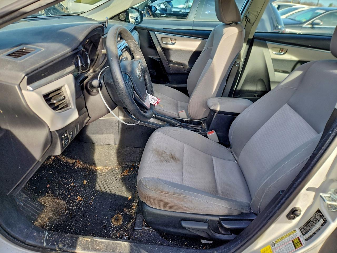 2015 TOYOTA COROLLA