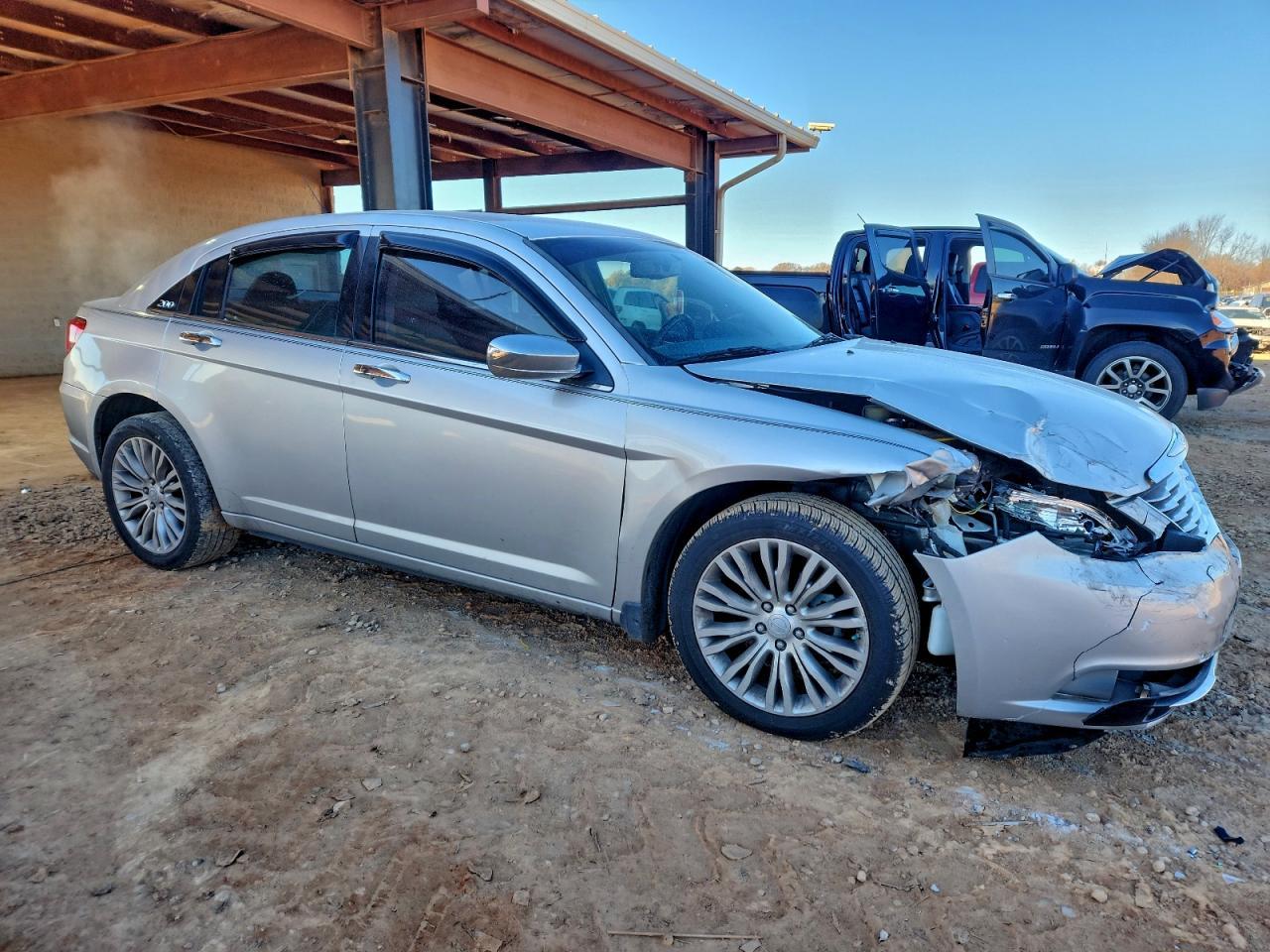 2011 CHRYSLER 200