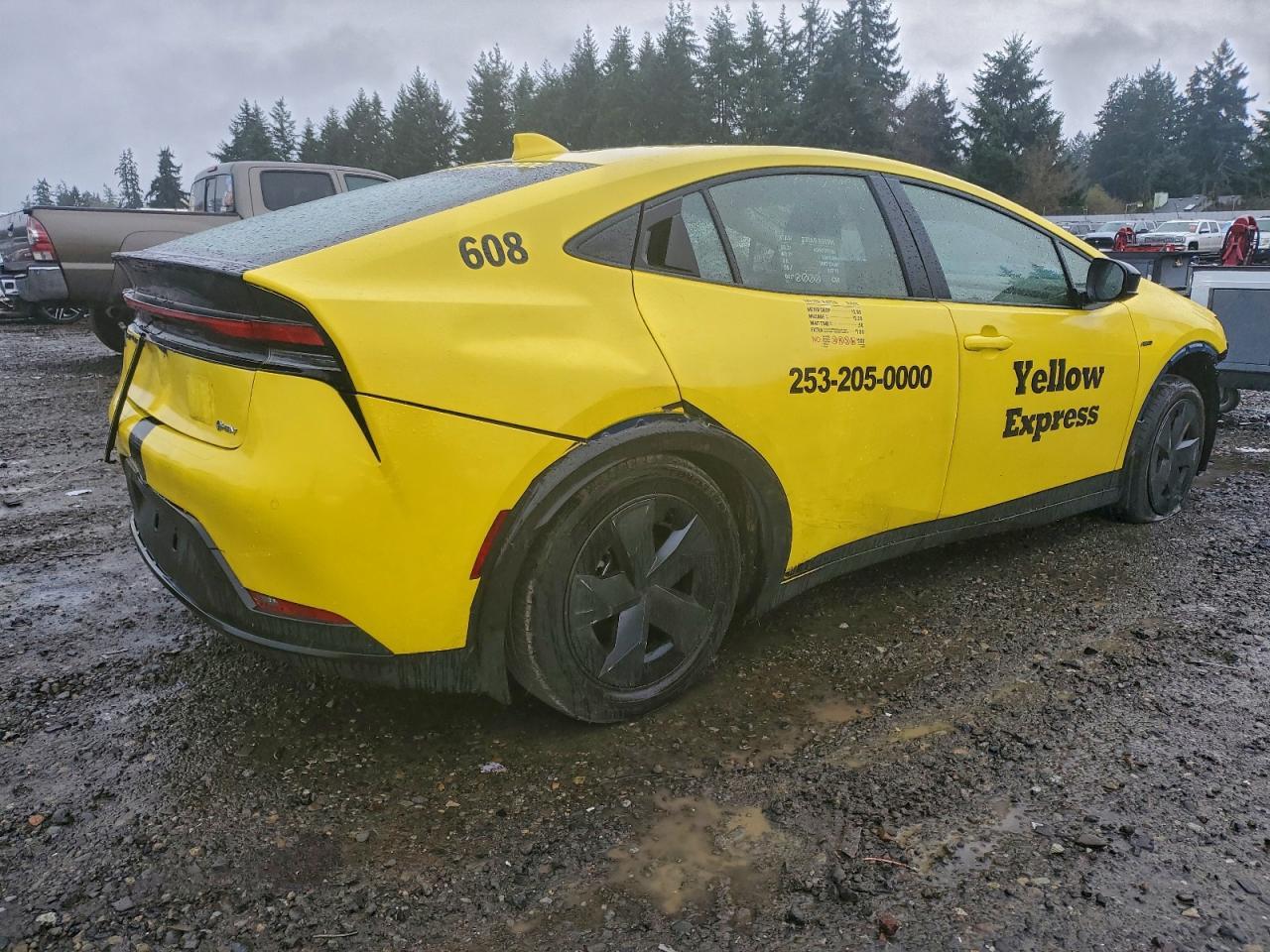 2025 TOYOTA PRIUS