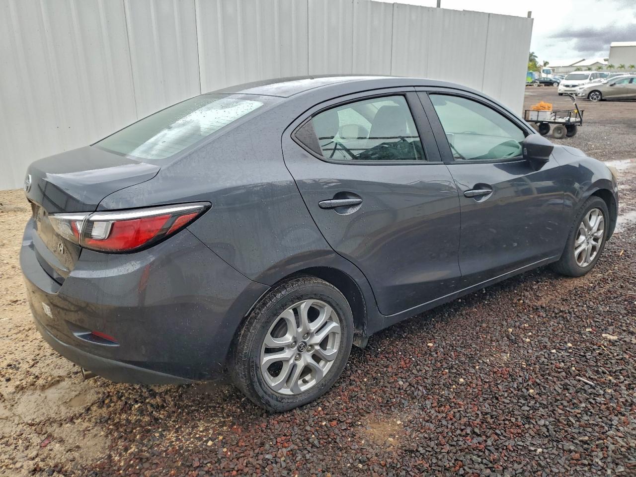2016 TOYOTA SCION