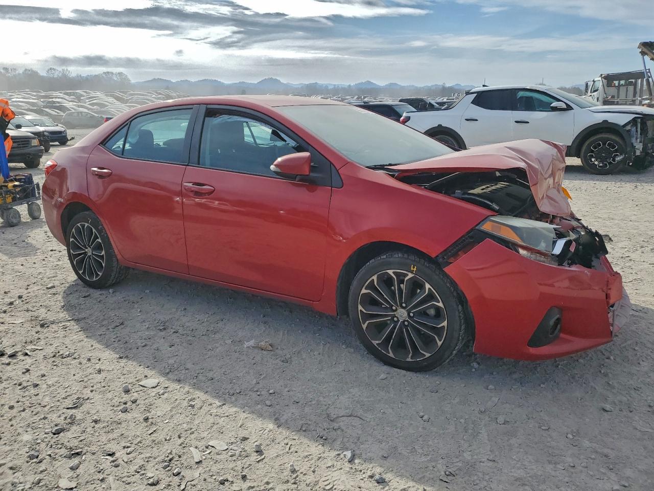 2016 TOYOTA COROLLA