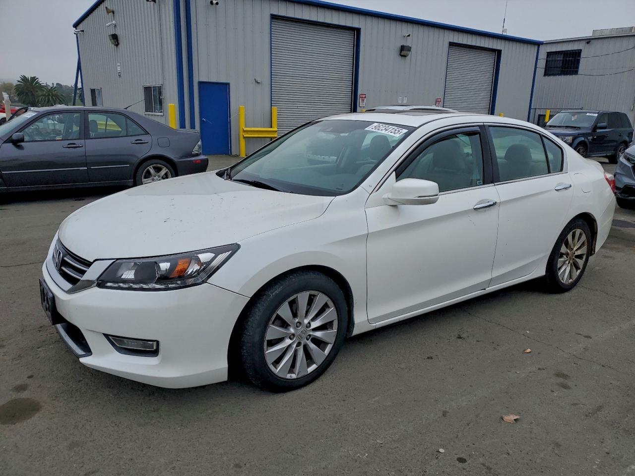 2013 HONDA ACCORD