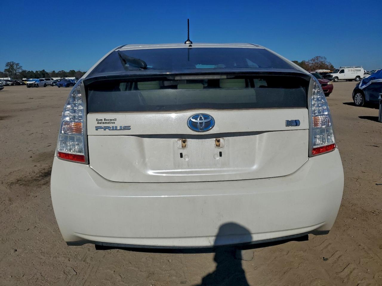 2011 TOYOTA PRIUS