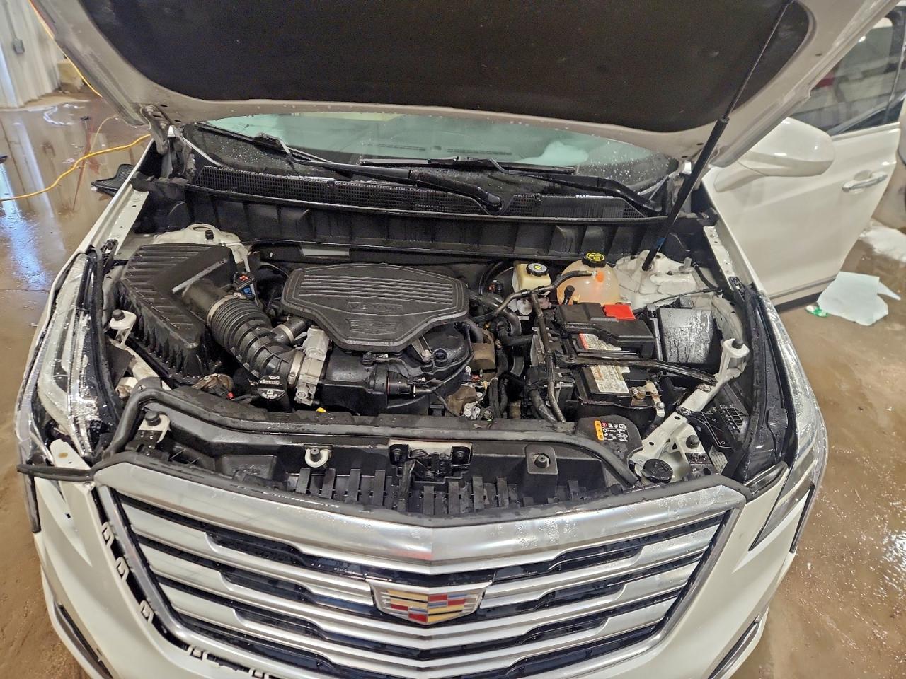 2017 CADILLAC XT5