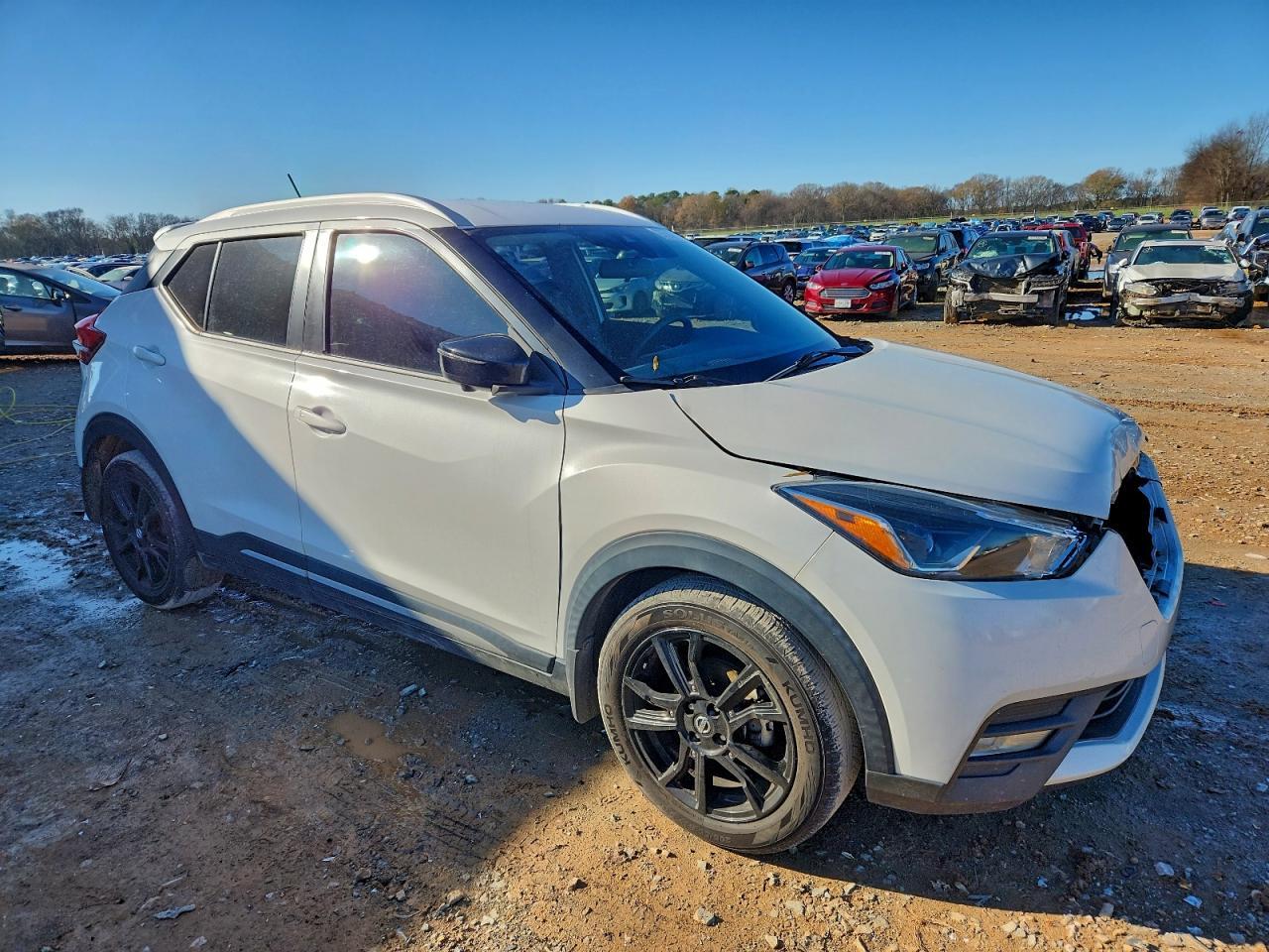 2020 NISSAN KICKS