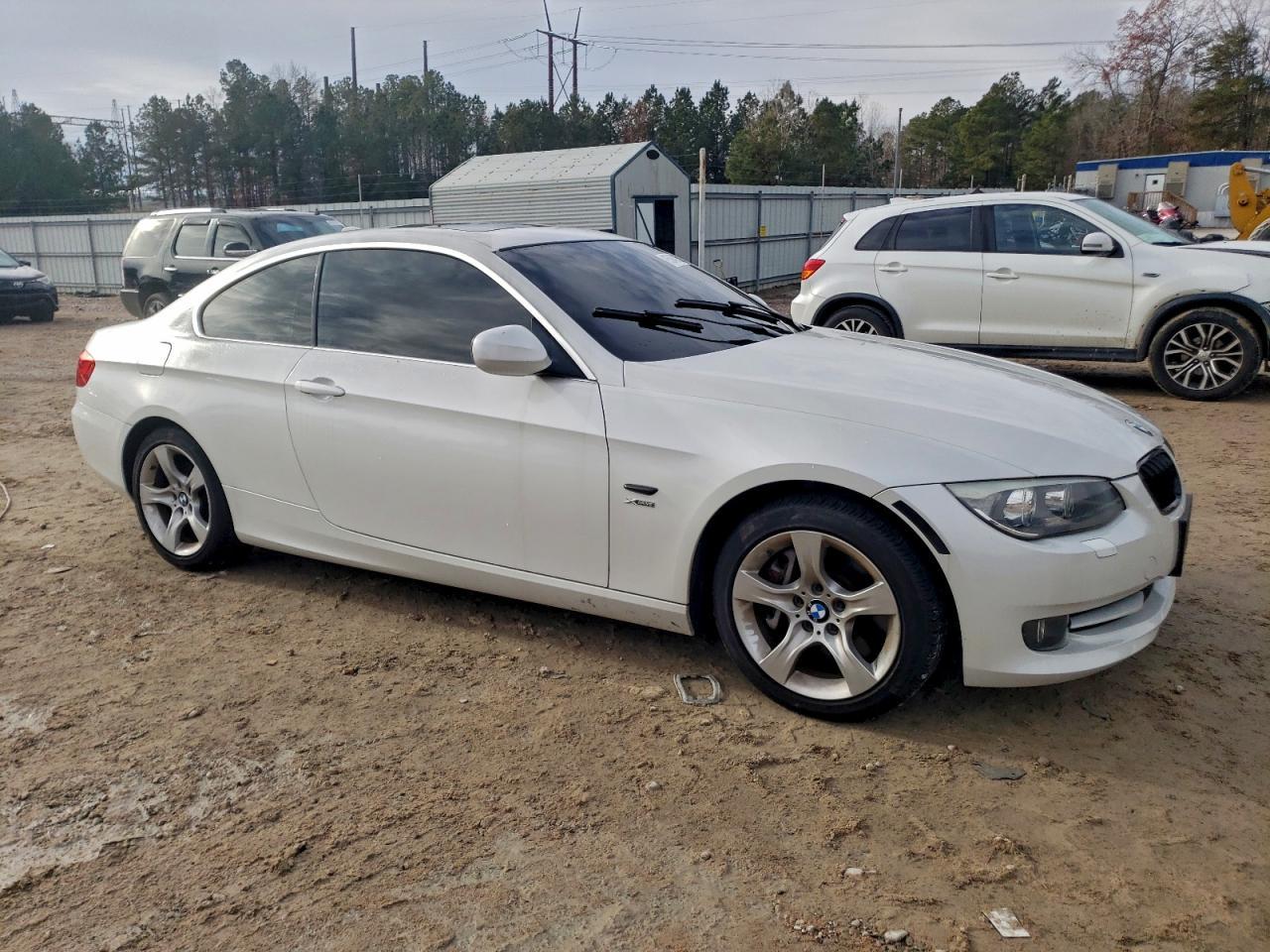 2013 BMW 3 SERIES