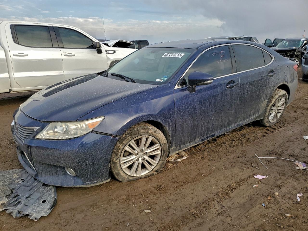 2014 LEXUS Es