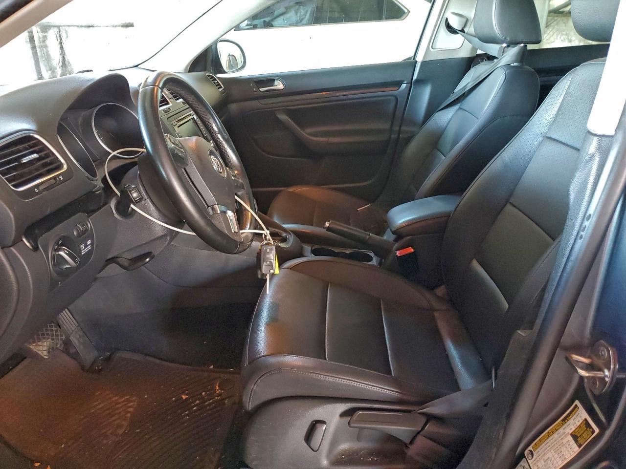 2012 VOLKSWAGEN JETTA