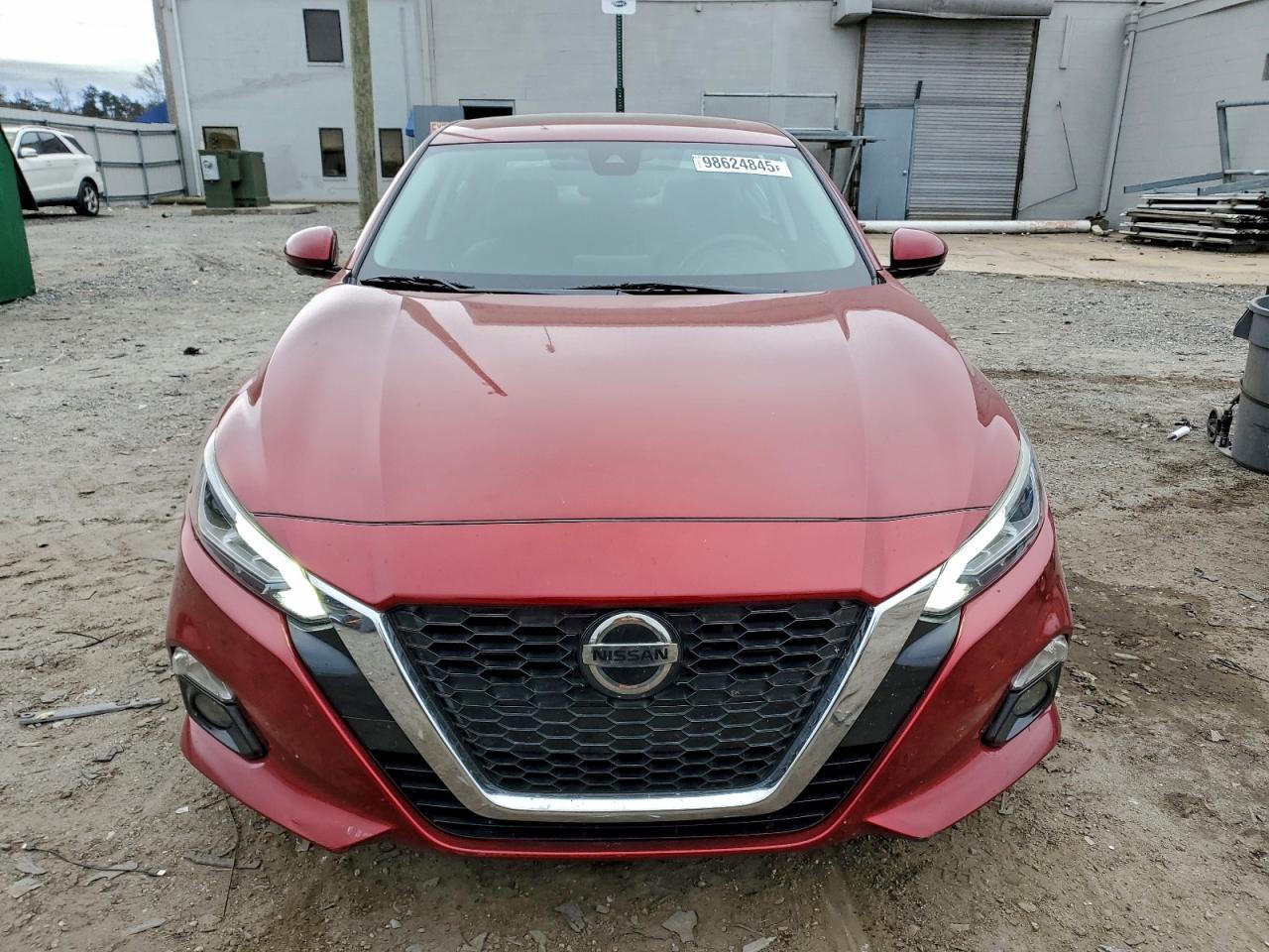 2019 NISSAN ALTIMA