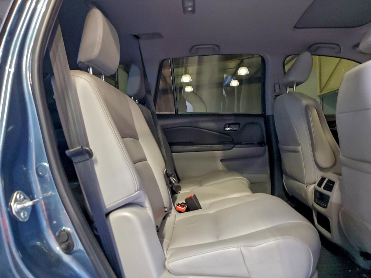 2017 HONDA PILOT