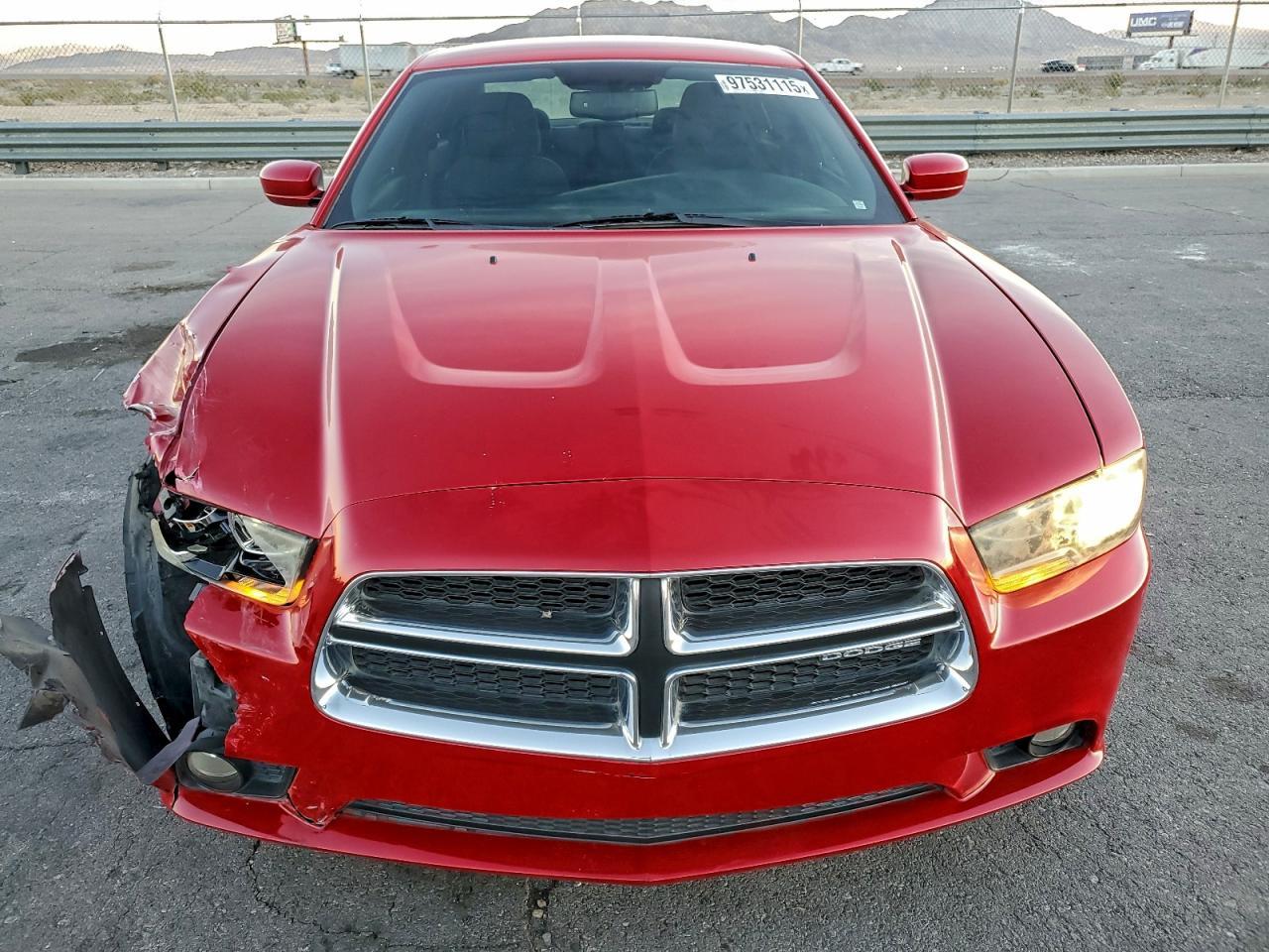2011 DODGE CHARGER