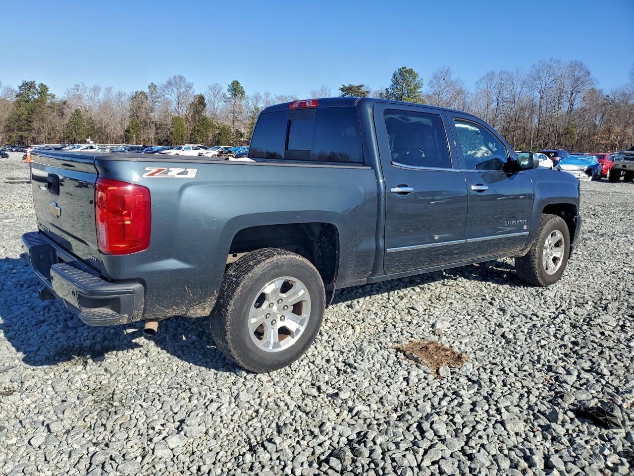 2017 CHEVROLET Silverado
