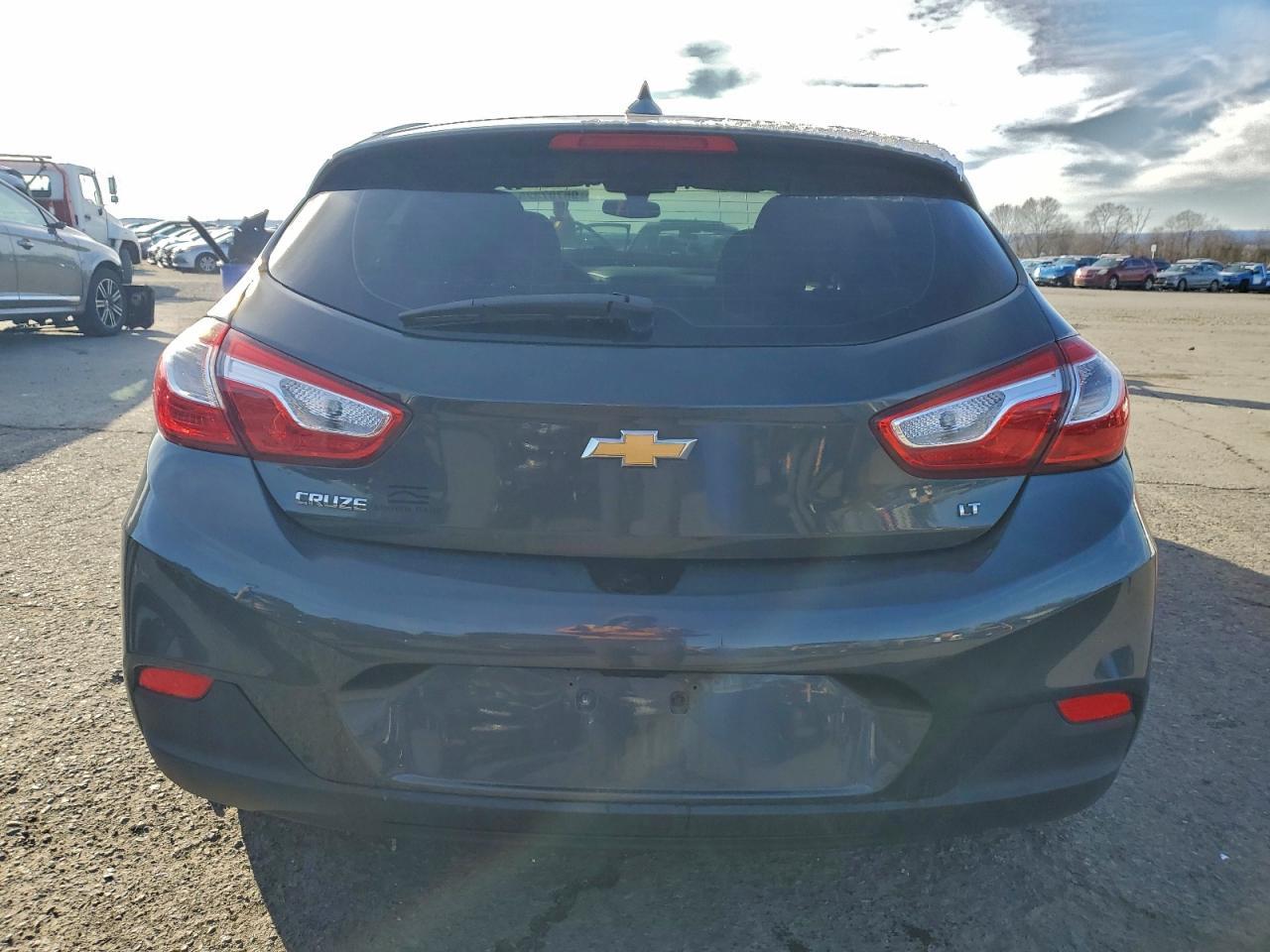 2017 CHEVROLET CRUZE