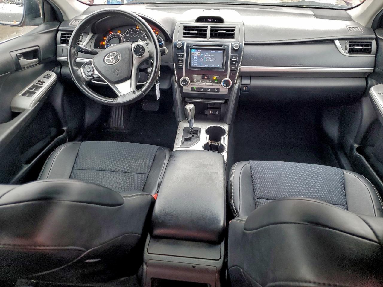 2014 TOYOTA CAMRY