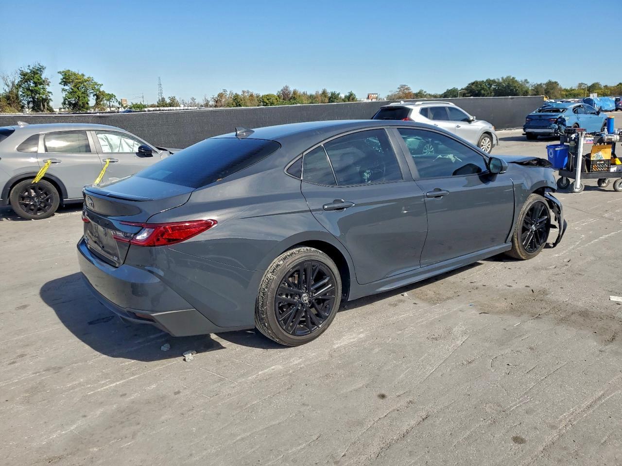 2025 TOYOTA CAMRY