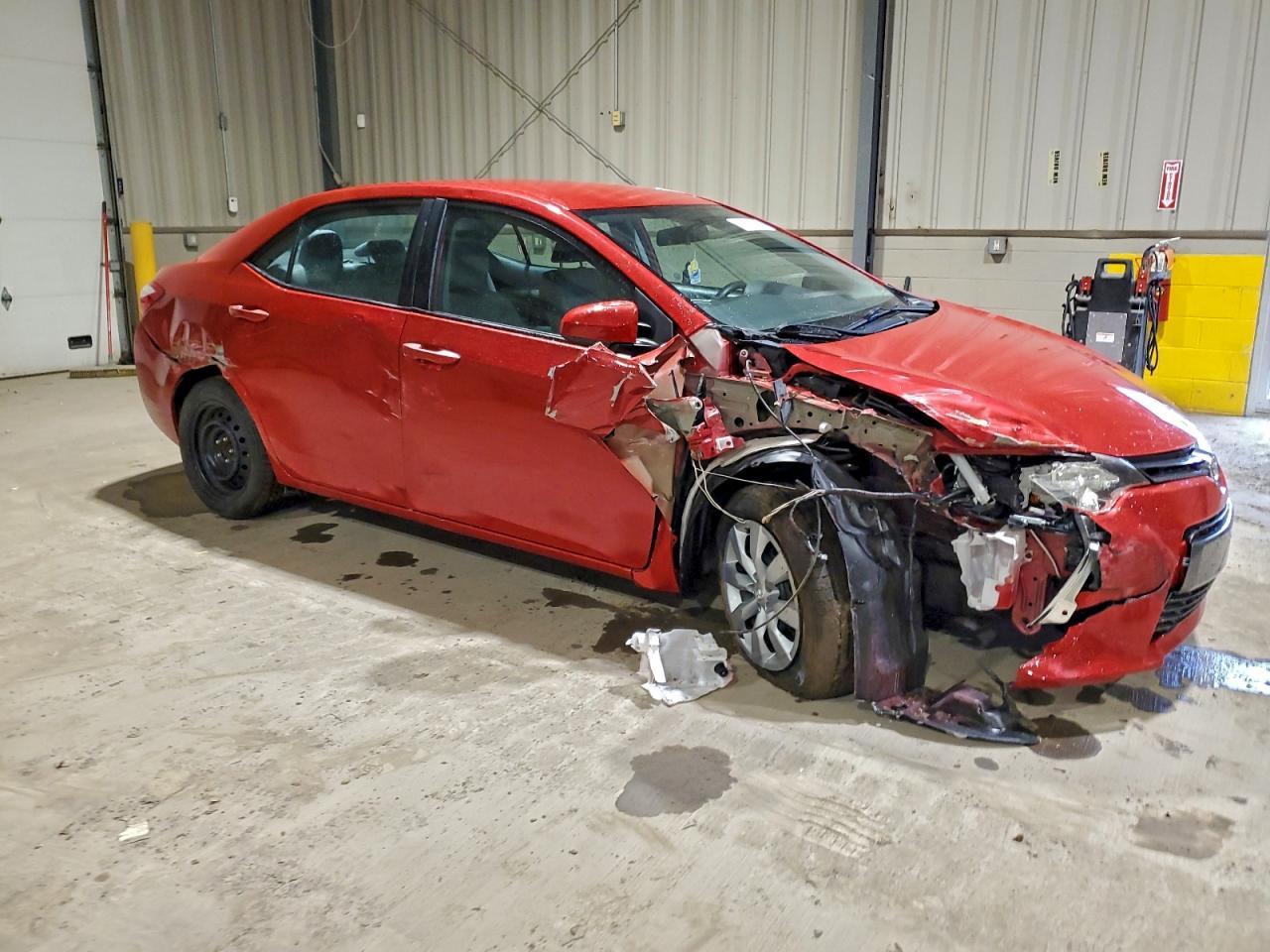 2015 TOYOTA COROLLA