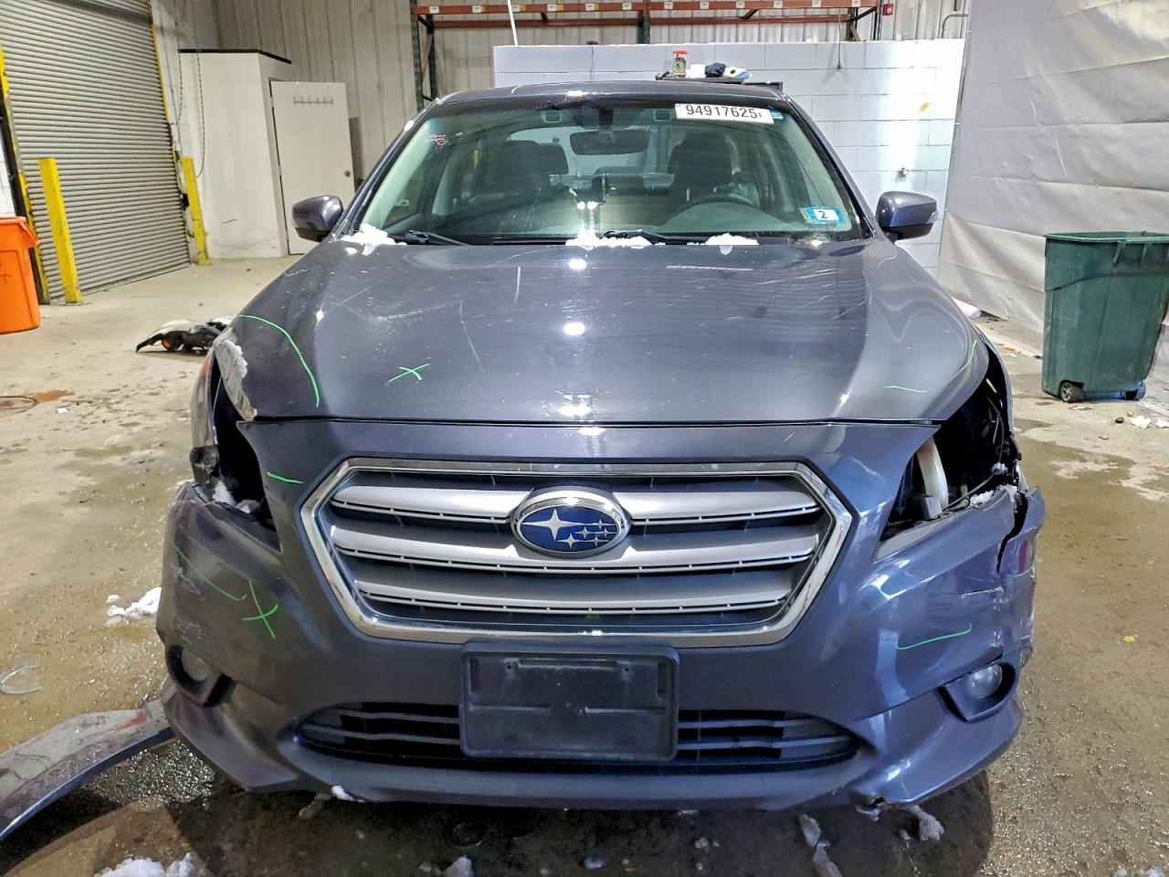 2017 SUBARU Legacy
