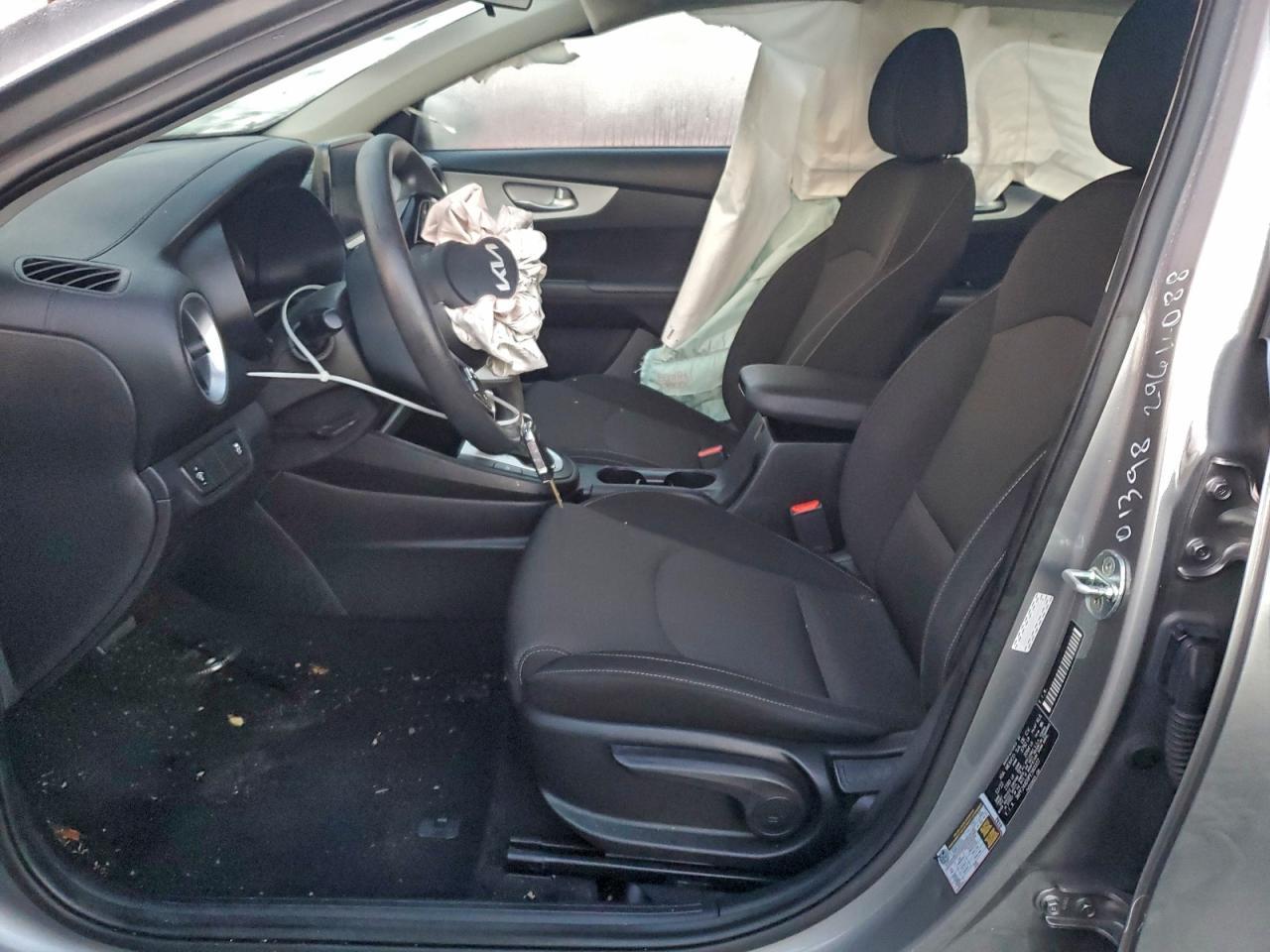 2023 KIA FORTE
