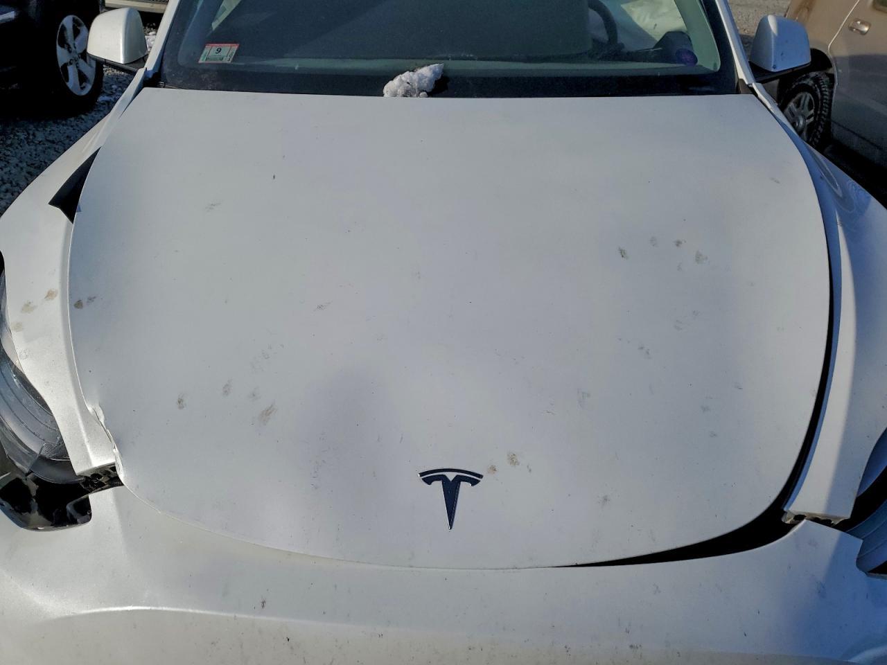 2020 TESLA MODEL Y