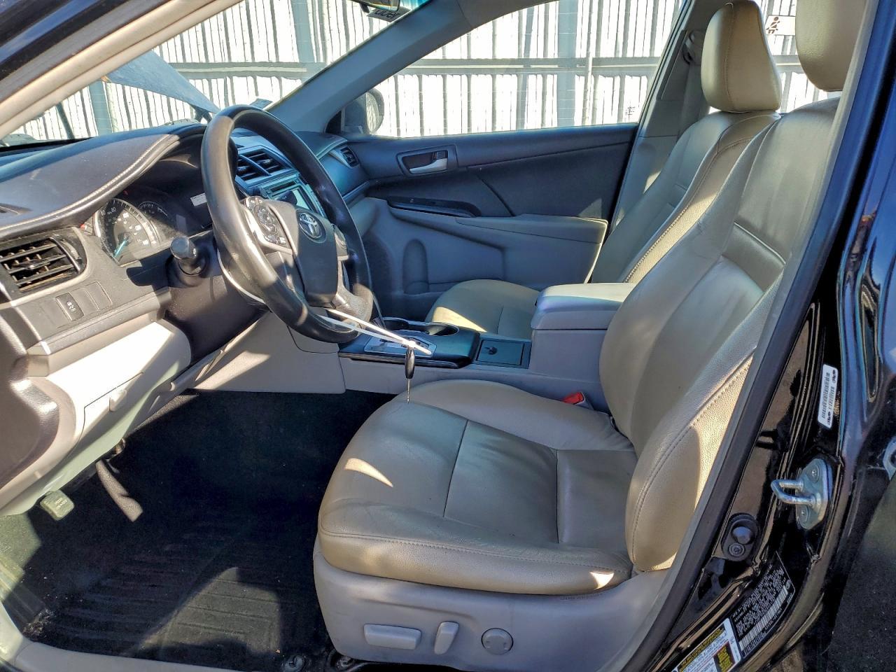 2014 TOYOTA CAMRY