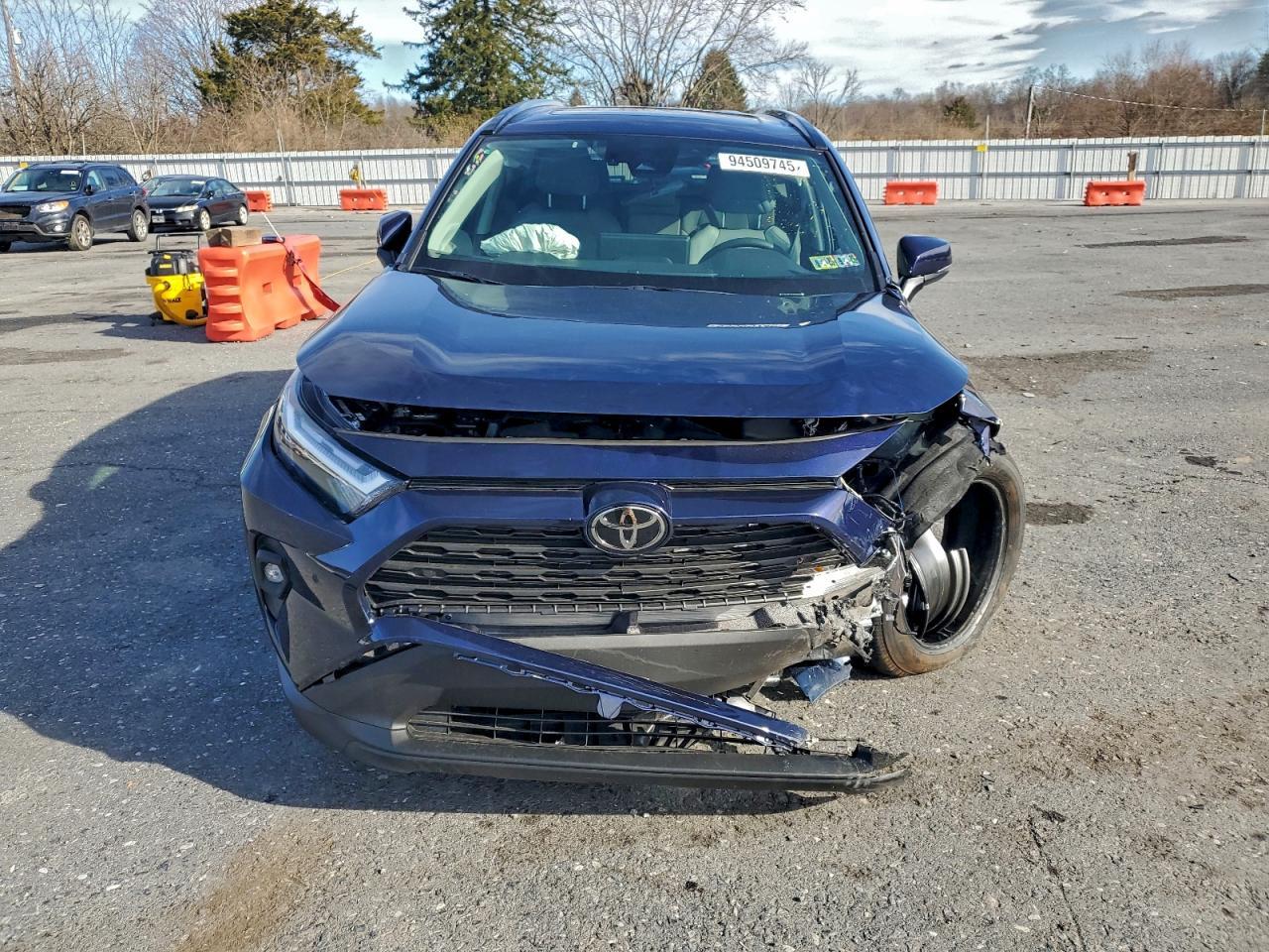 2025 TOYOTA RAV4