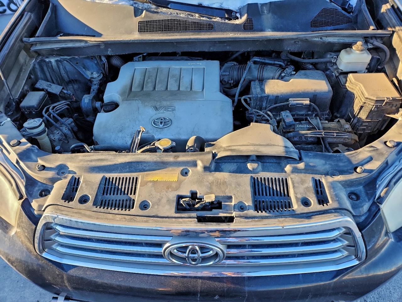 2010 TOYOTA HIGHLANDER