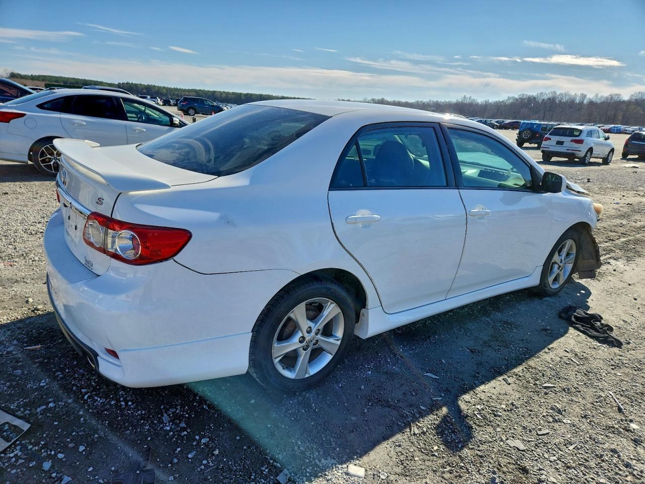 2013 TOYOTA COROLLA