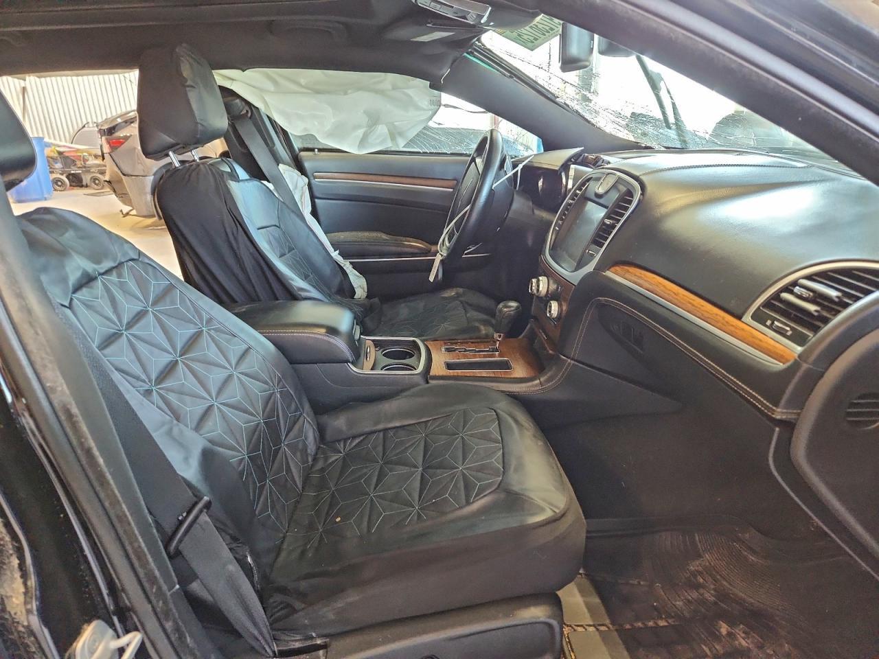 2013 CHRYSLER 300