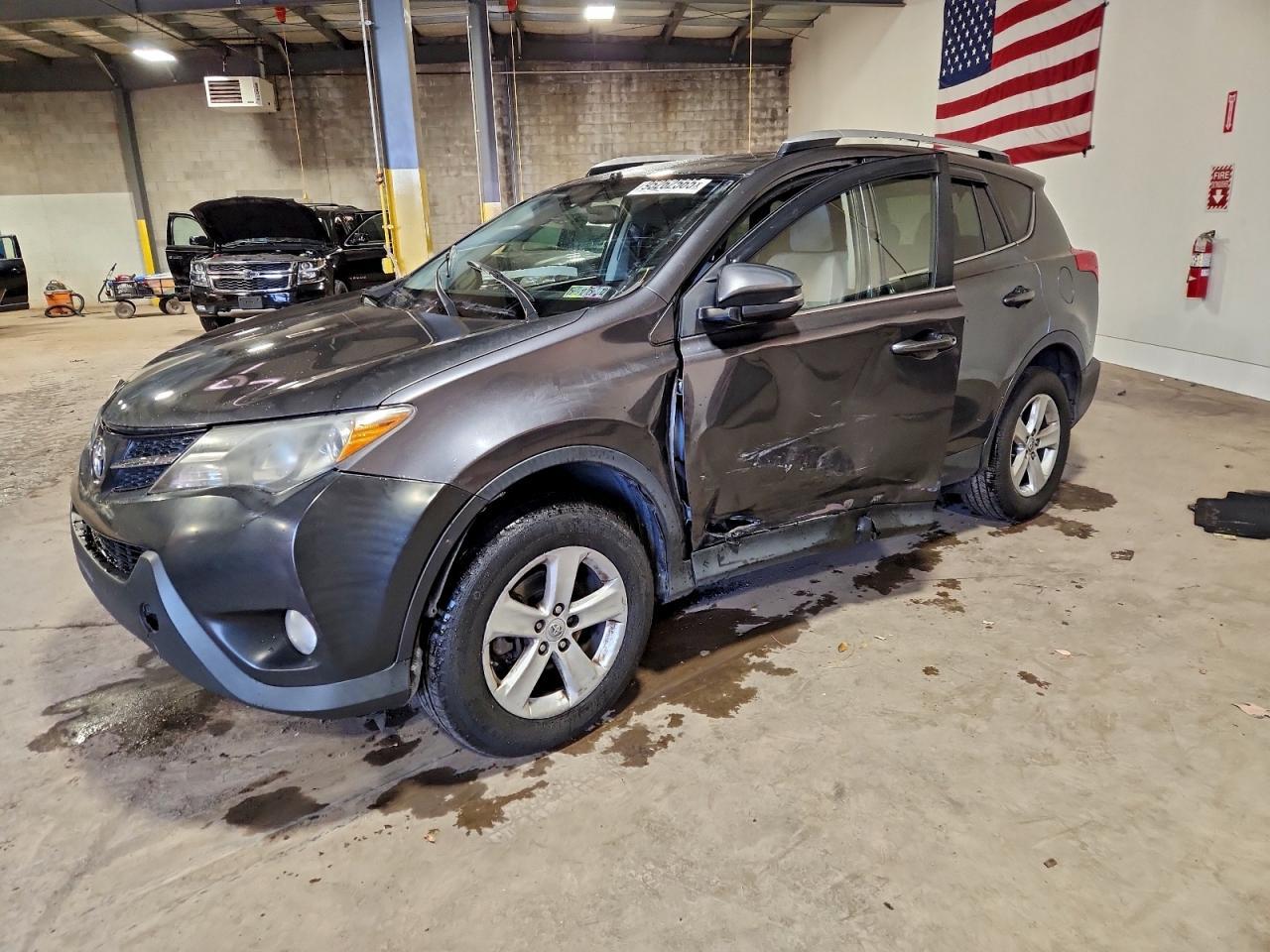 2014 TOYOTA RAV4