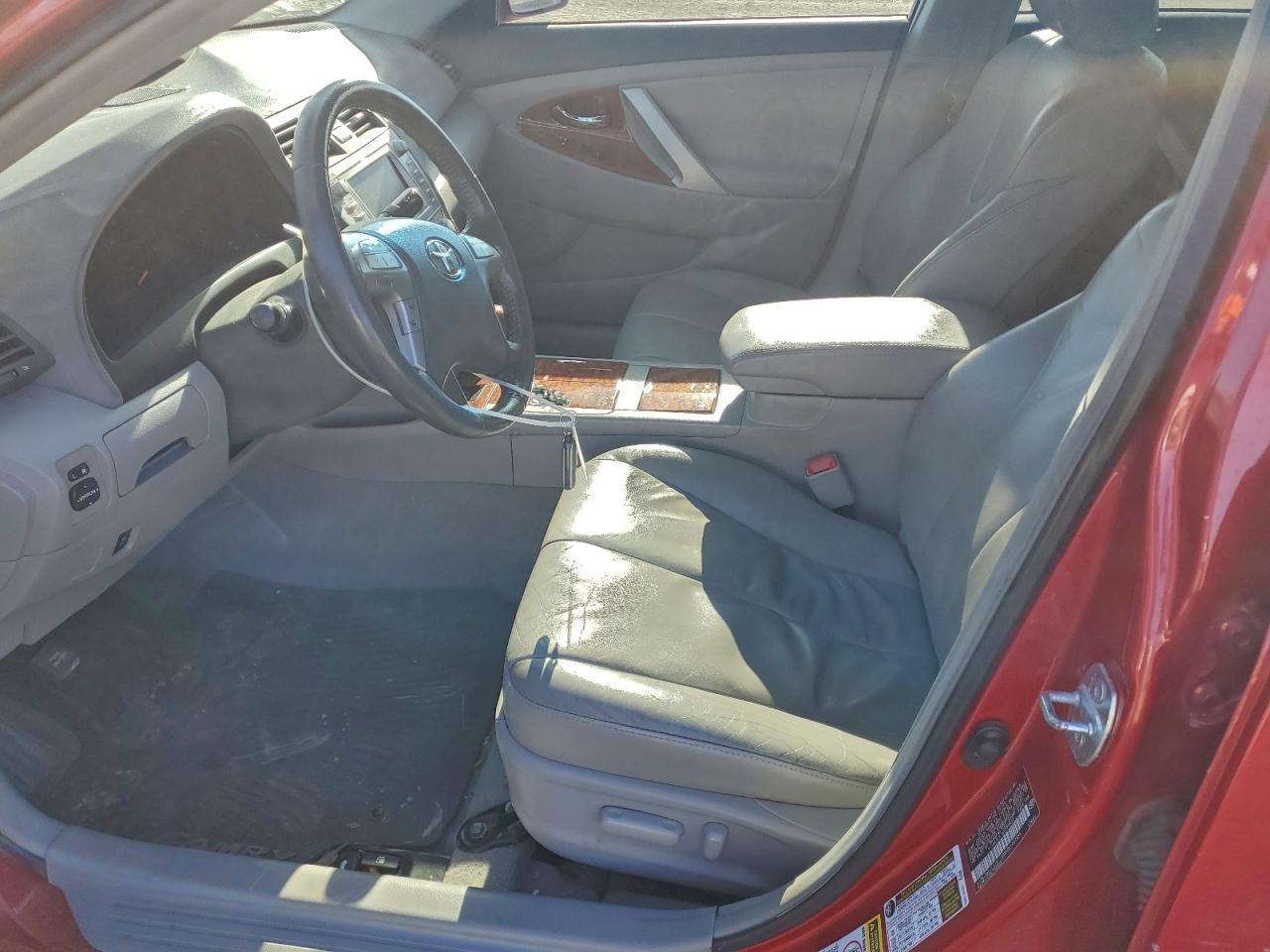 2010 TOYOTA CAMRY
