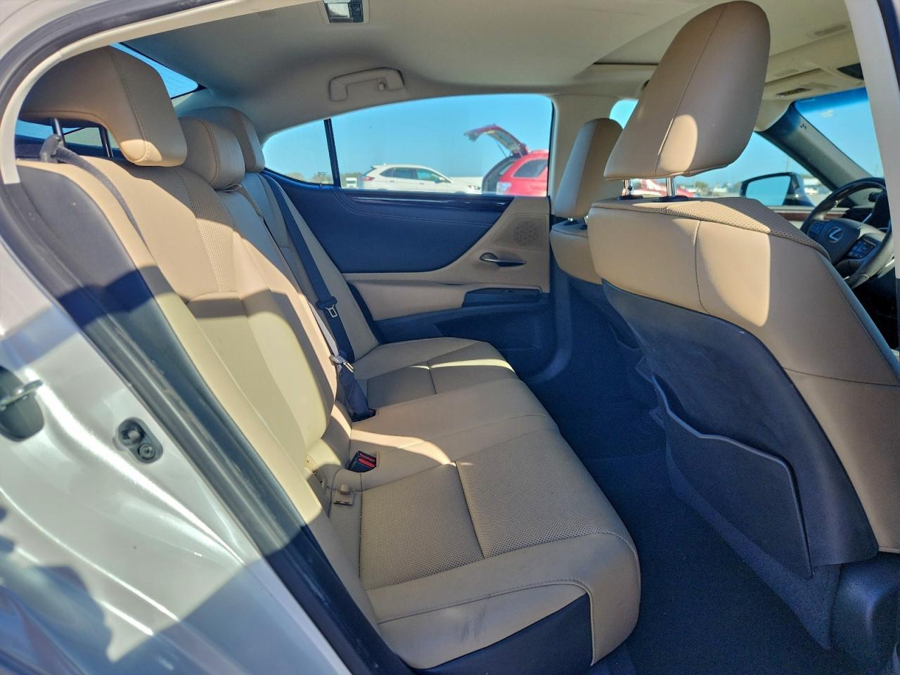 2021 LEXUS ES 350