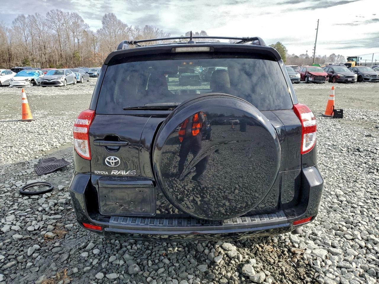 2010 TOYOTA RAV4
