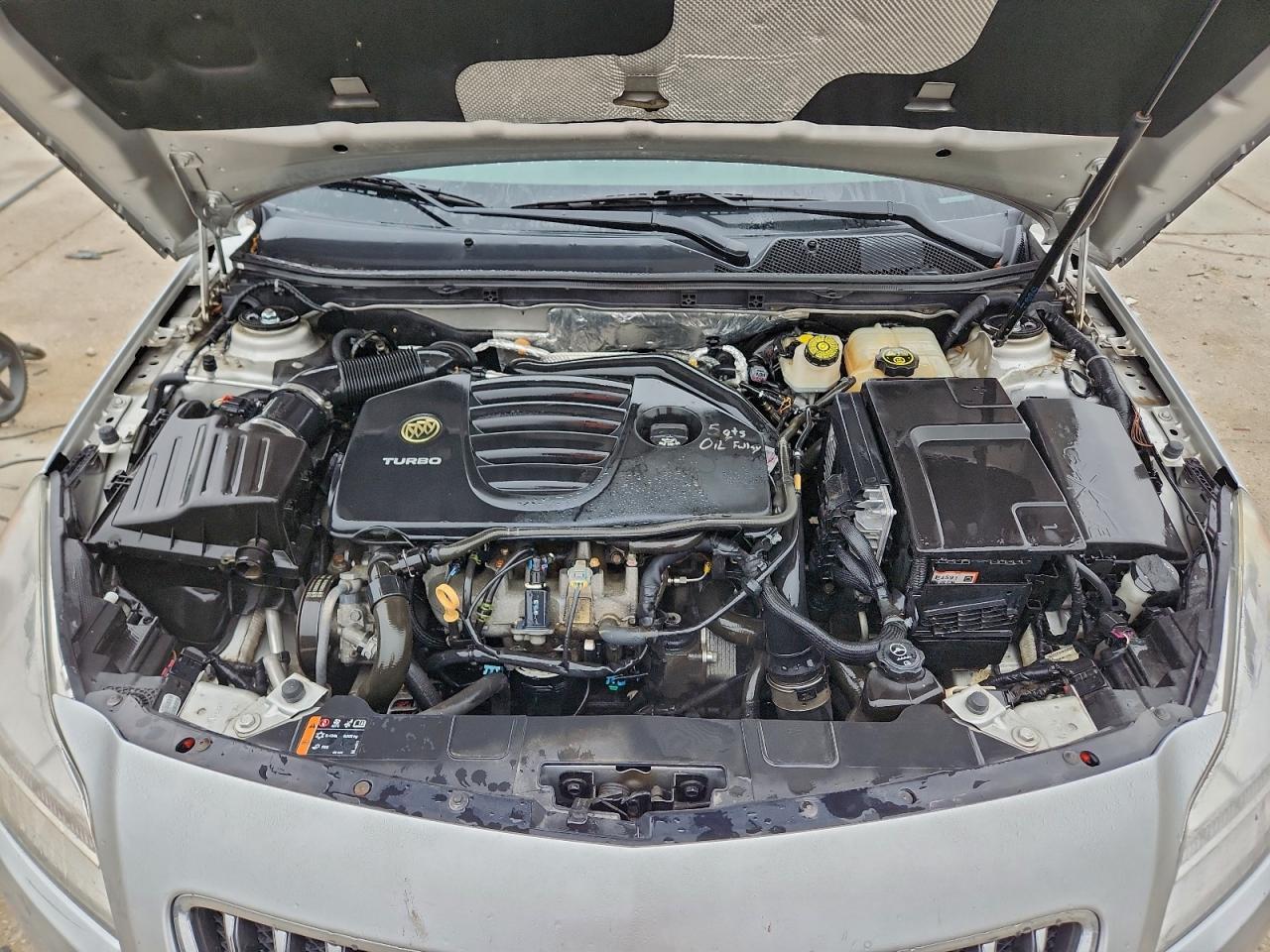 2013 BUICK Regal