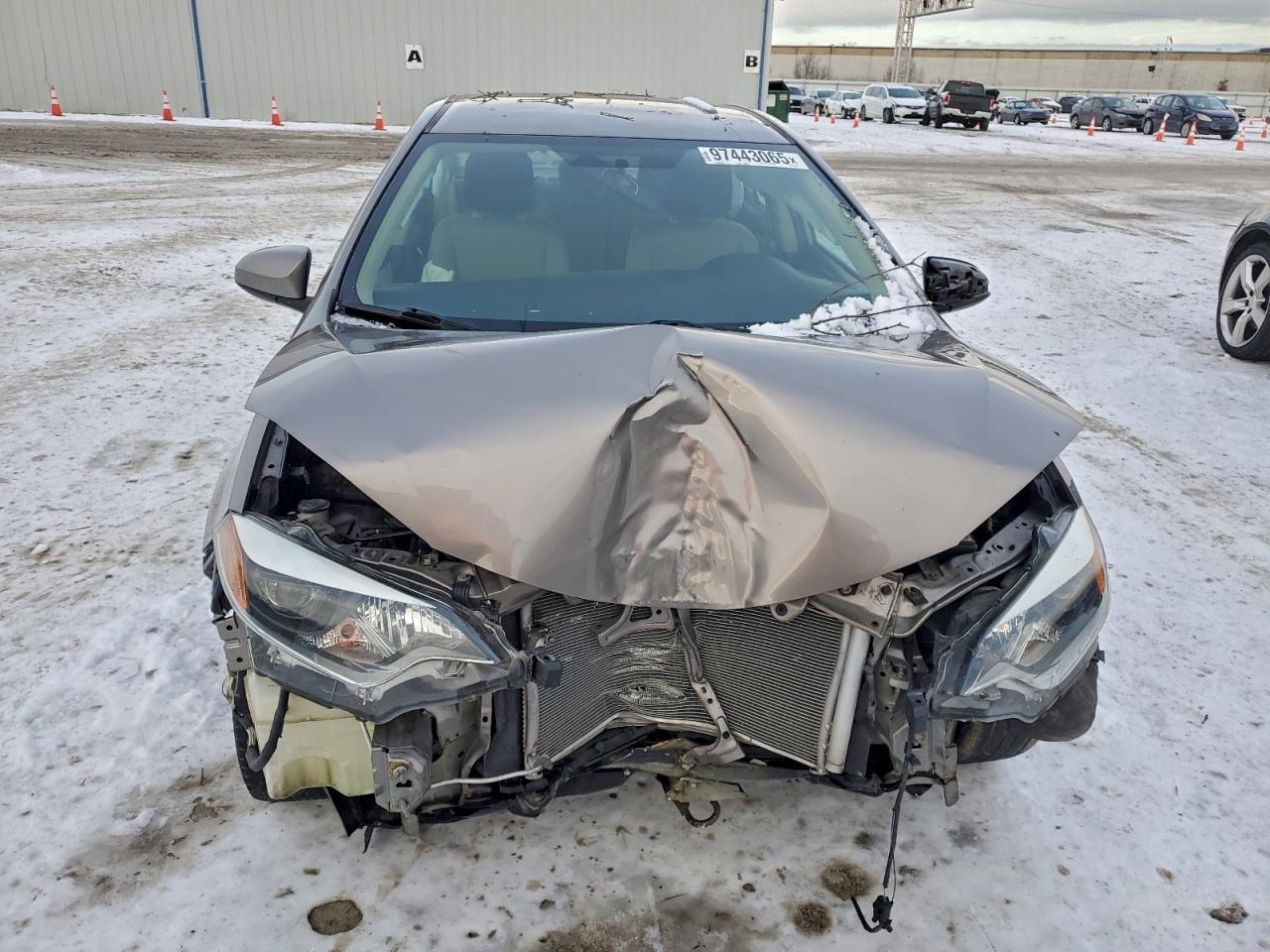 2015 TOYOTA COROLLA
