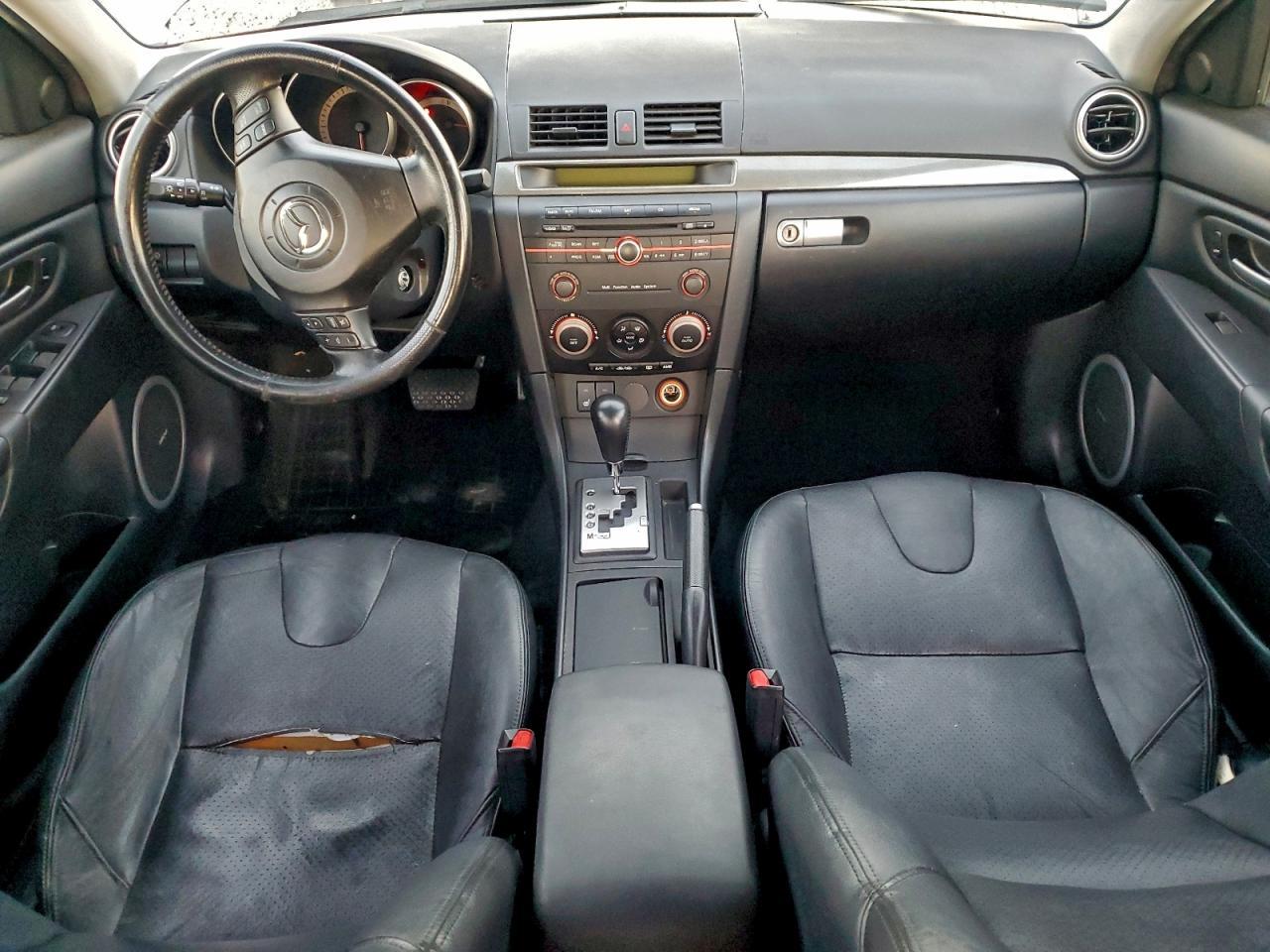 2006 MAZDA 3