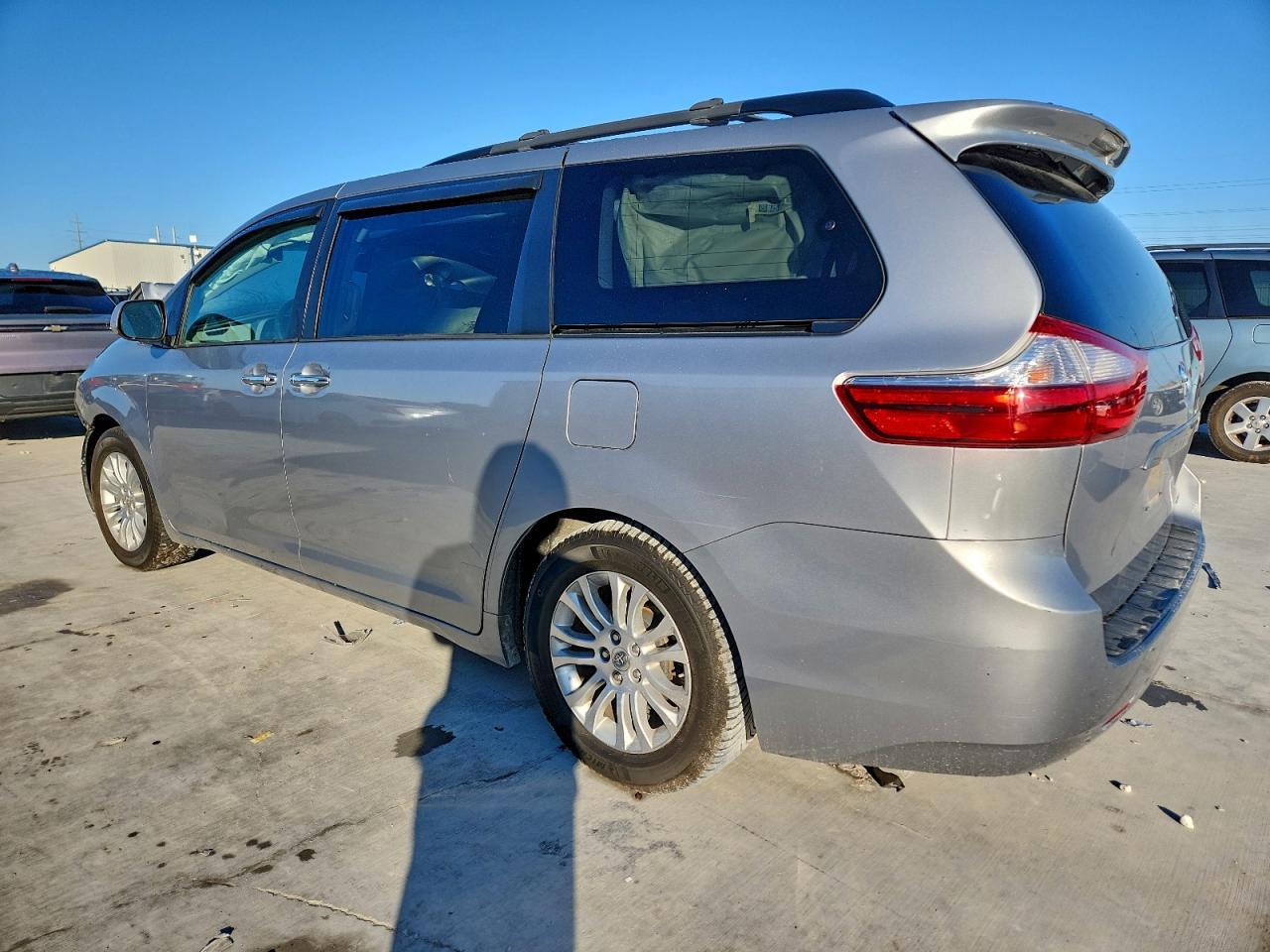 2015 TOYOTA SIENNA