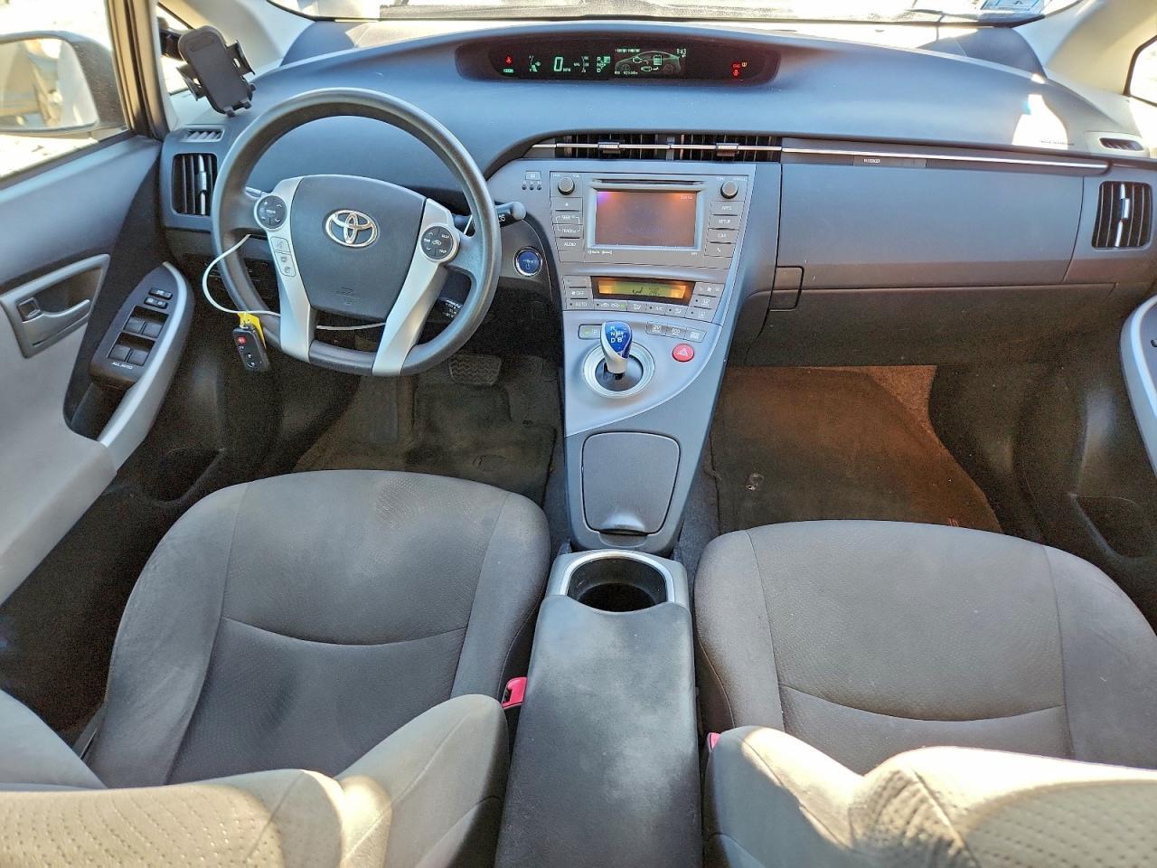 2012 TOYOTA PRIUS