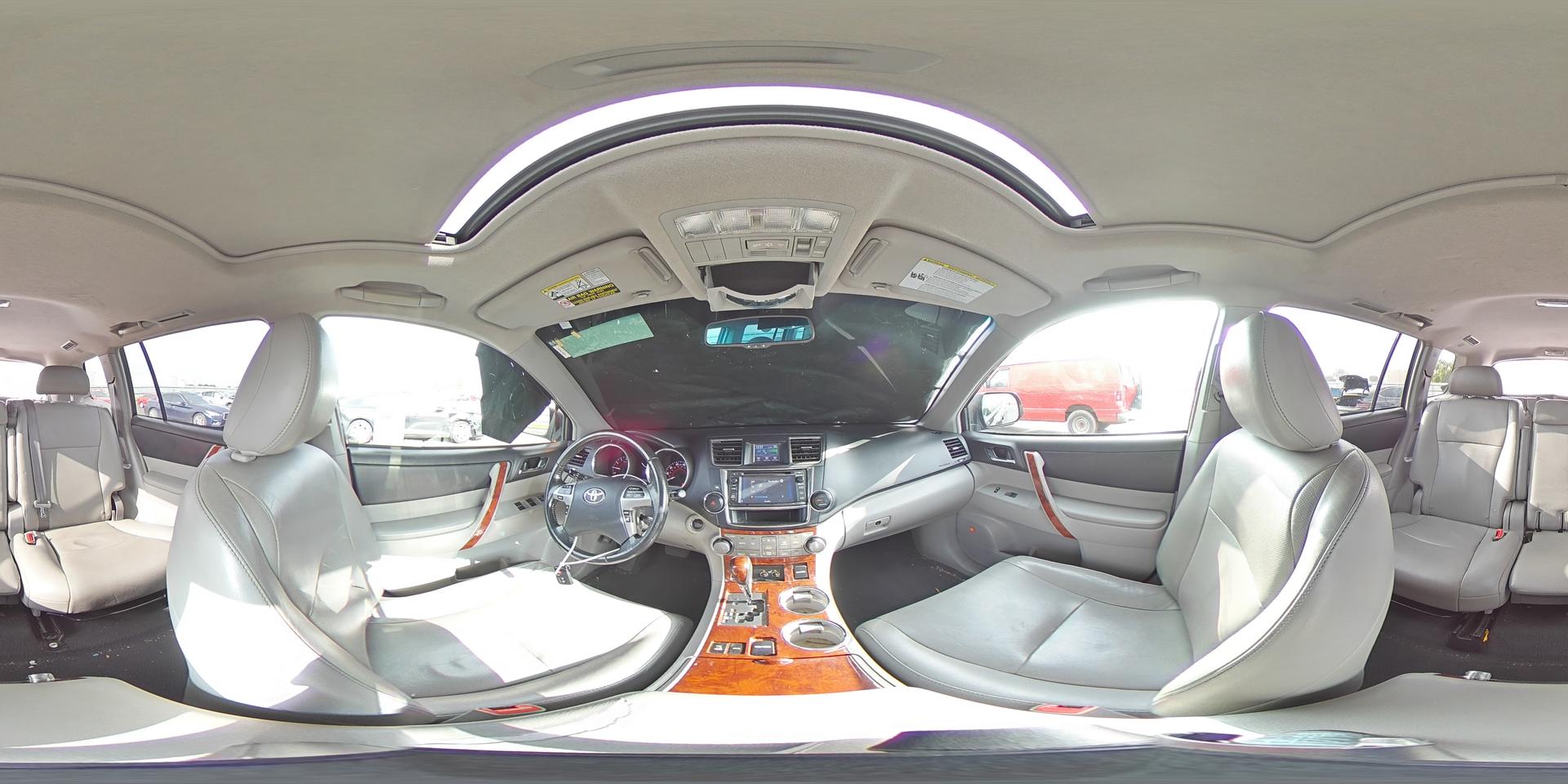 2013 TOYOTA HIGHLANDER