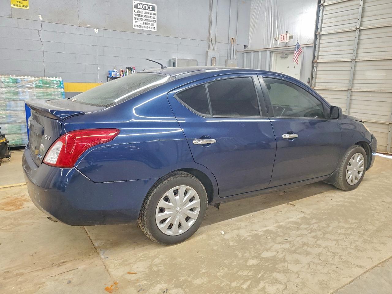2013 NISSAN VERSA