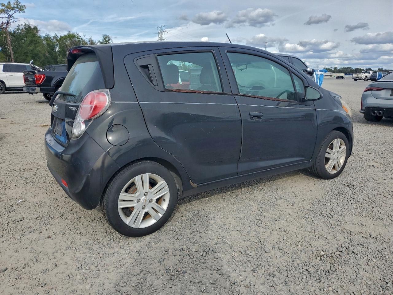 2014 CHEVROLET Spark