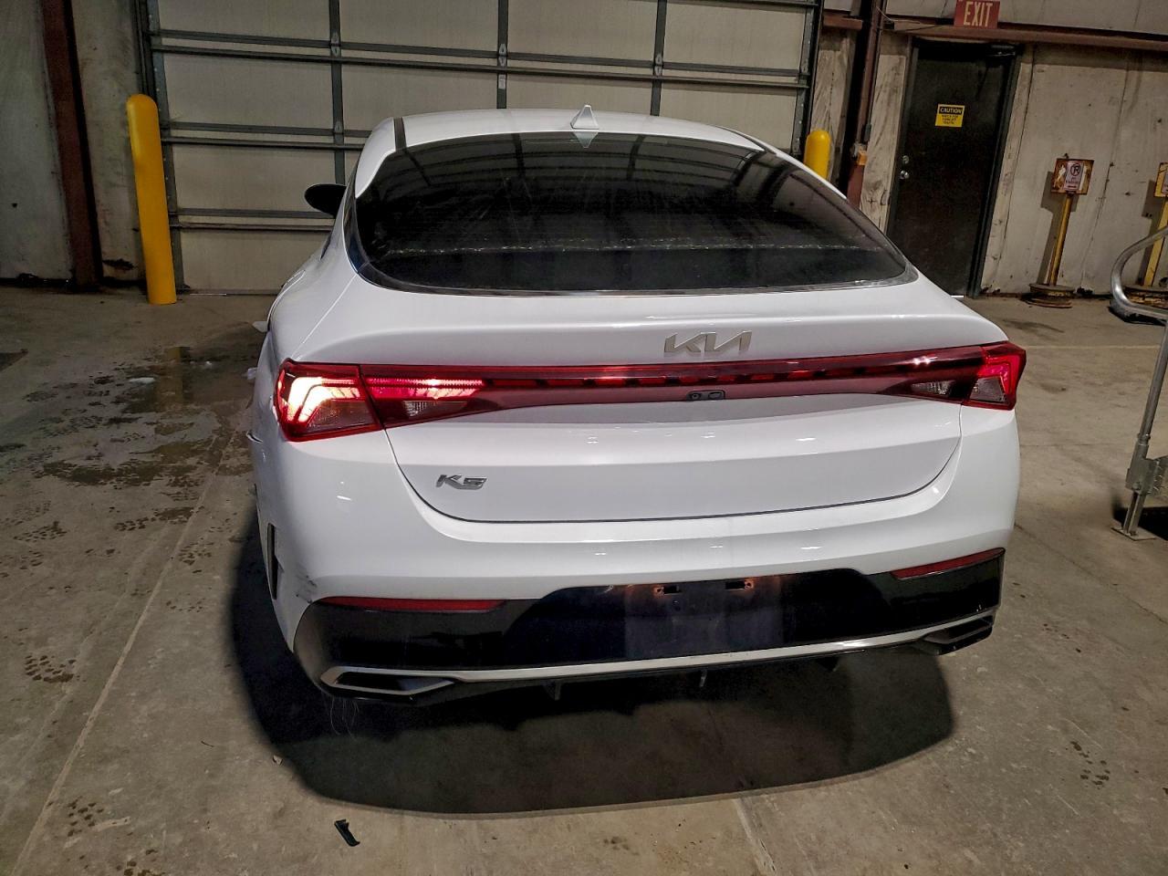2022 KIA K5