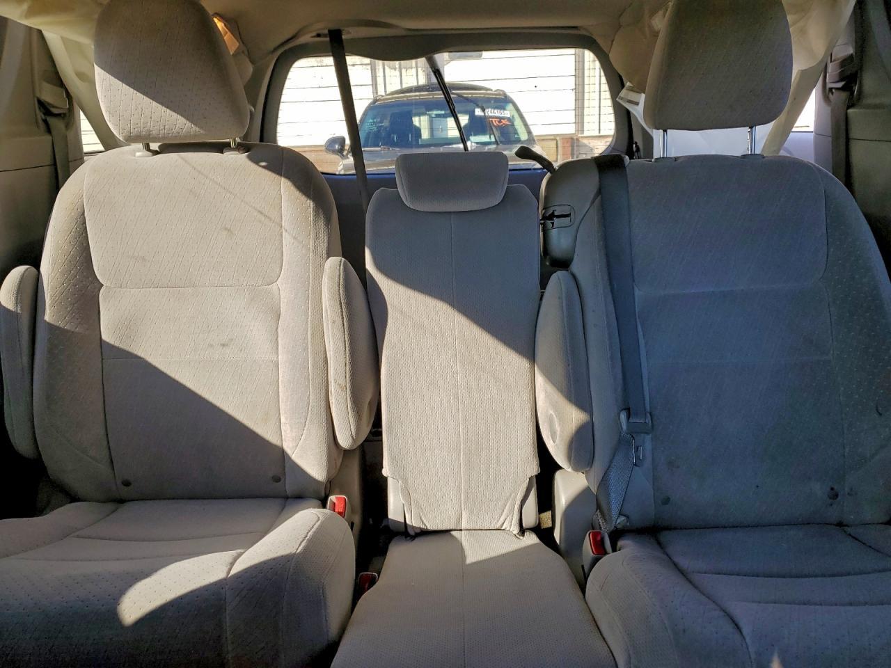 2015 TOYOTA SIENNA