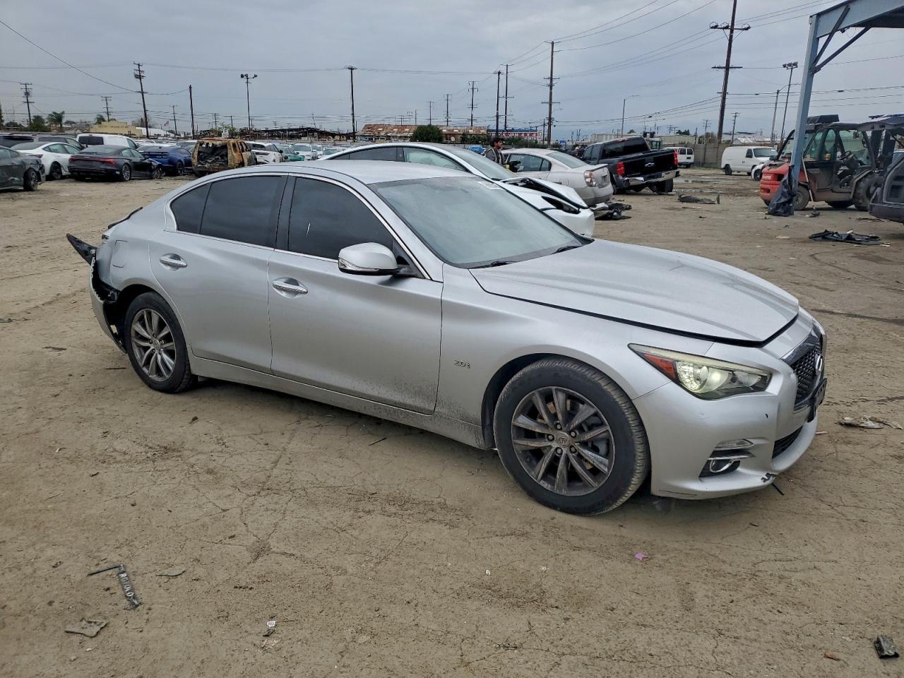 2017 INFINITI Q50