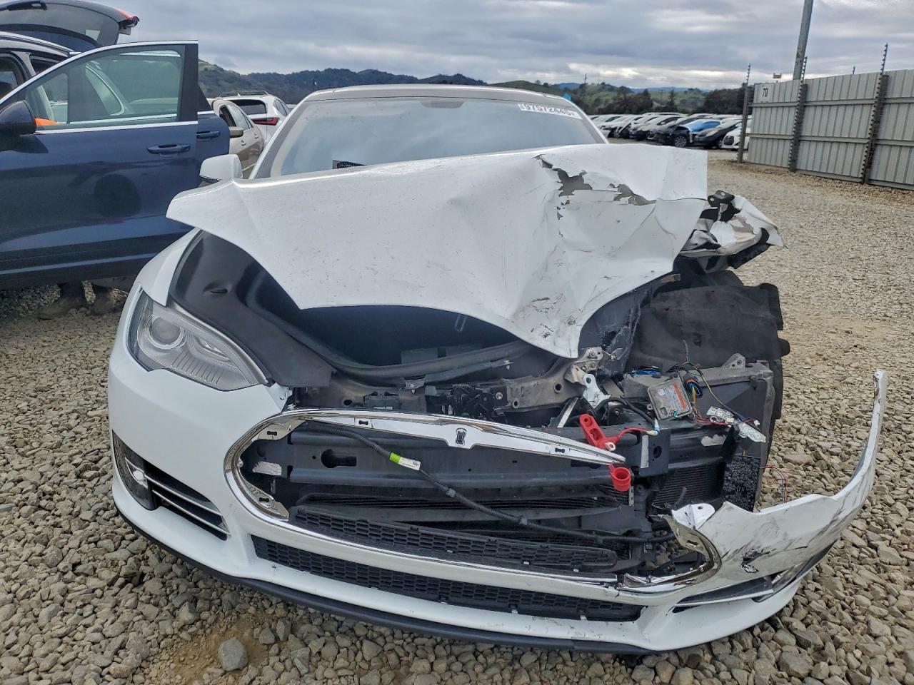 2013 TESLA MODEL S