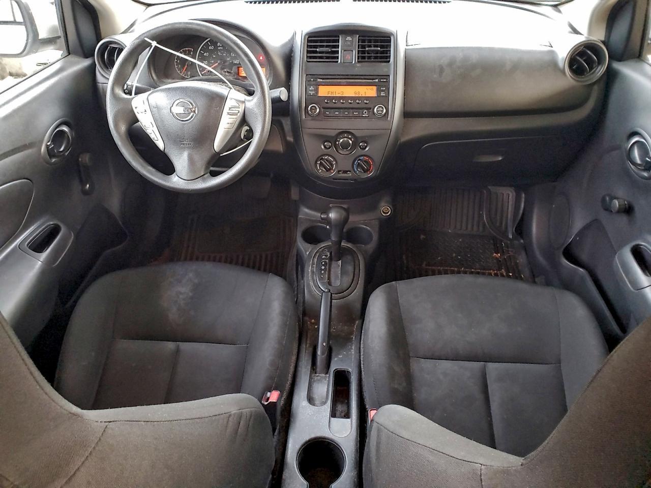 2017 NISSAN VERSA